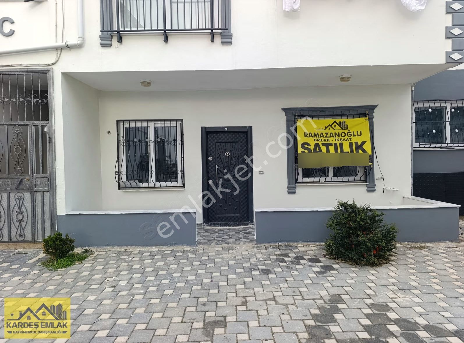 Ramazanoğlu Emlaktan 1+1 Satlık Daire