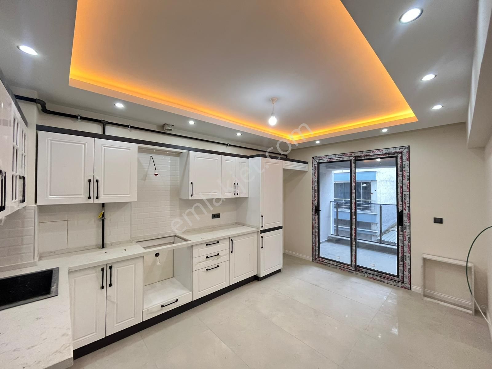 Turan Mahallesi Merkezi Konumda Sıfır Lüks 3+1 Satılık Daire - Görsel 10