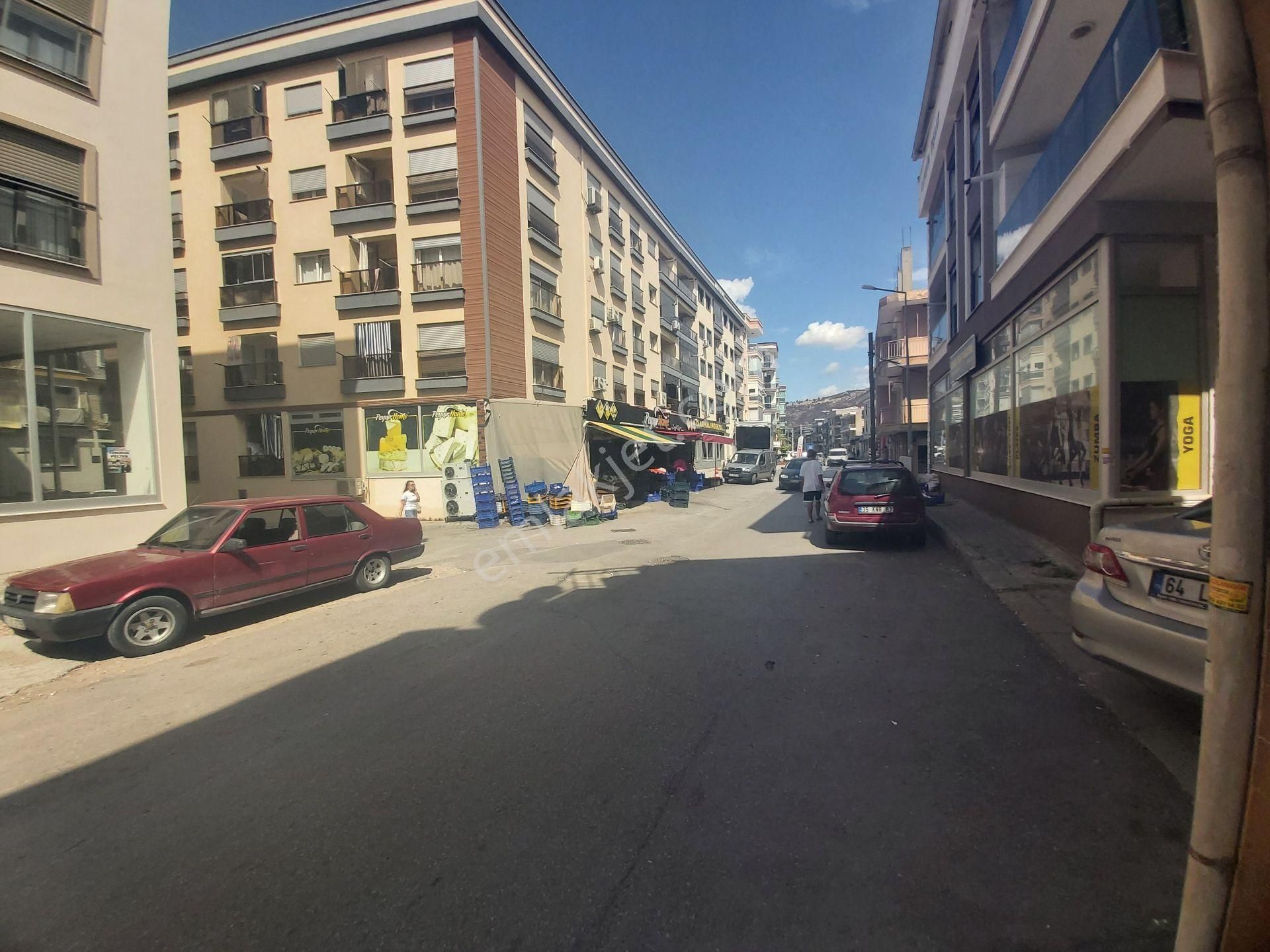 Karşıyaka Örnekköy Mh Merkezi Konumda Bacalı Wcli Kiralık Dükkan - Görsel 13