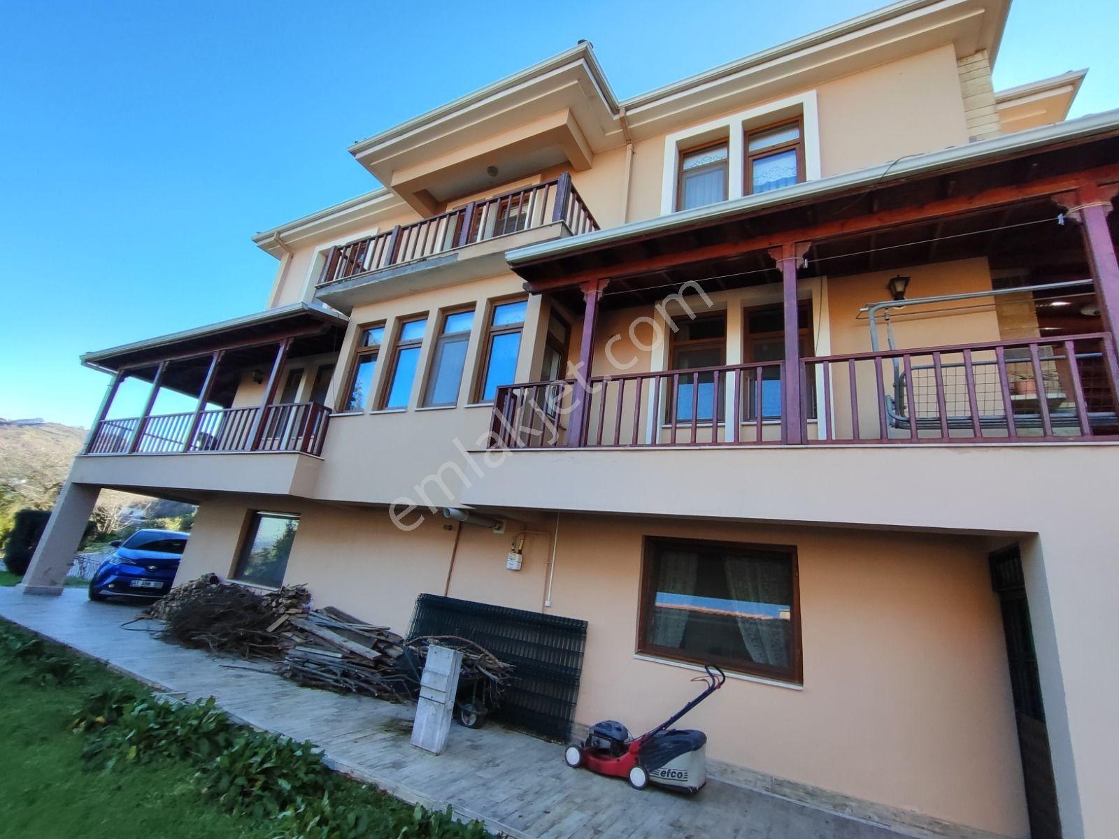 Remax Palastan Başiskele Ünikent Karşıyaka Evleri 6+1 Satılık - Görsel 29