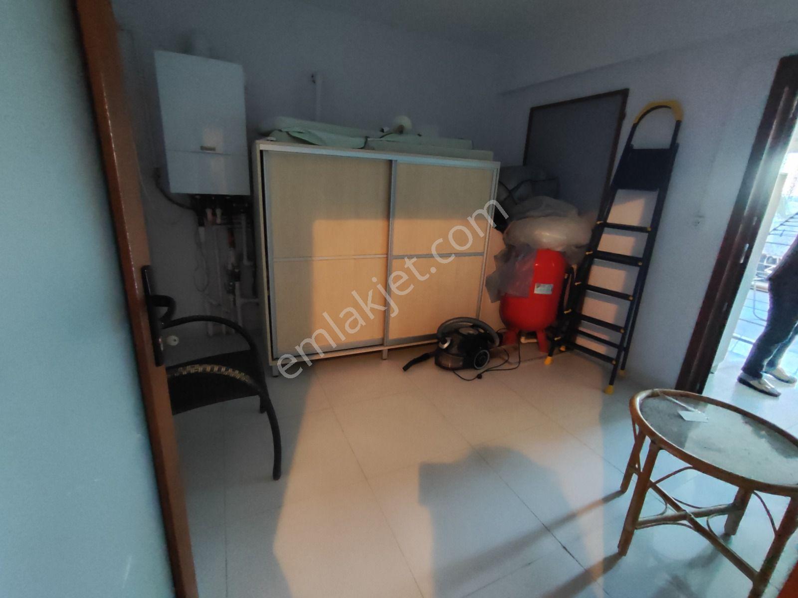 Remax Palastan Başiskele Ünikent Karşıyaka Evleri 6+1 Satılık - Görsel 23