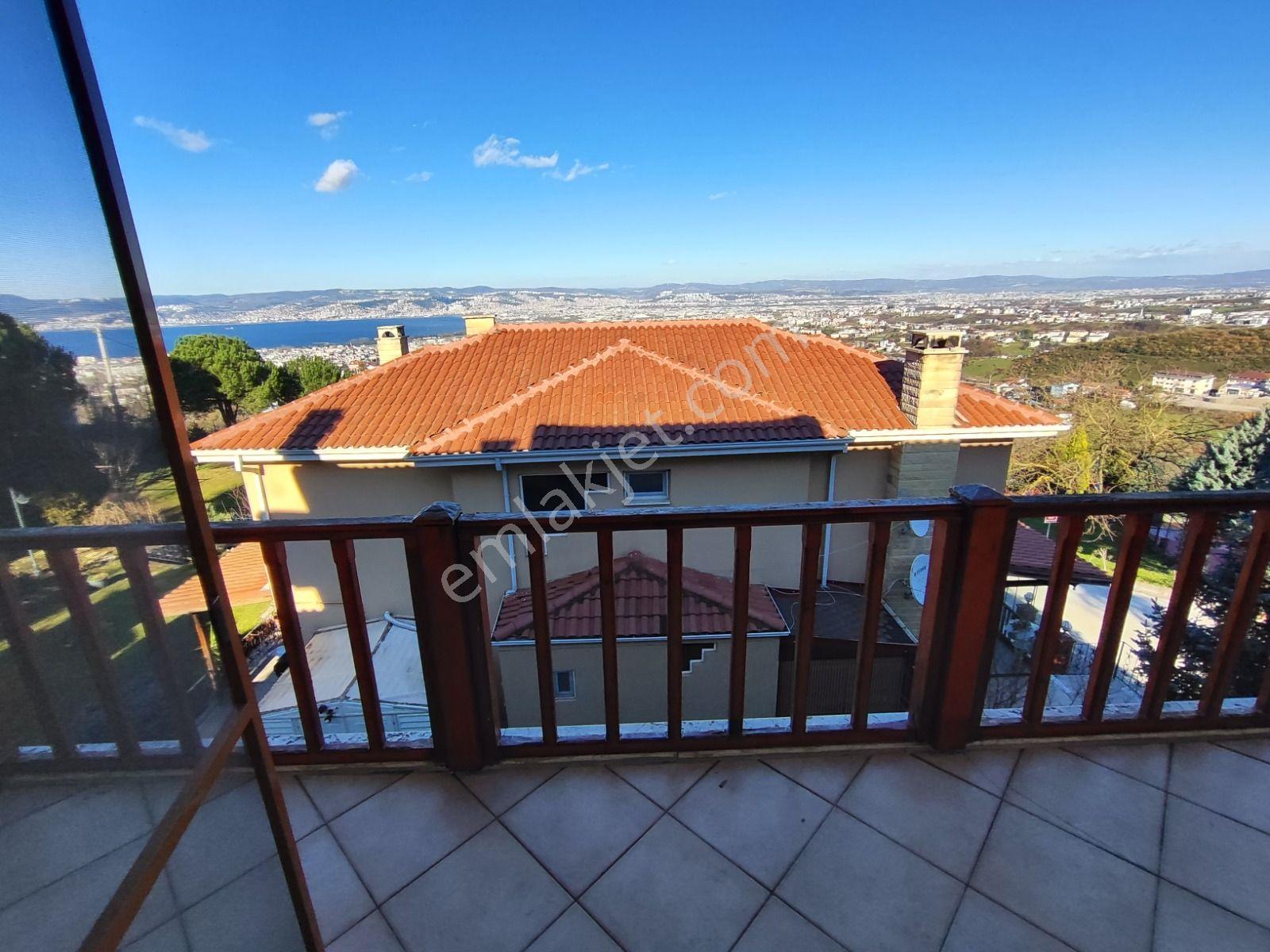 Remax Palastan Başiskele Ünikent Karşıyaka Evleri 6+1 Satılık - Görsel 17
