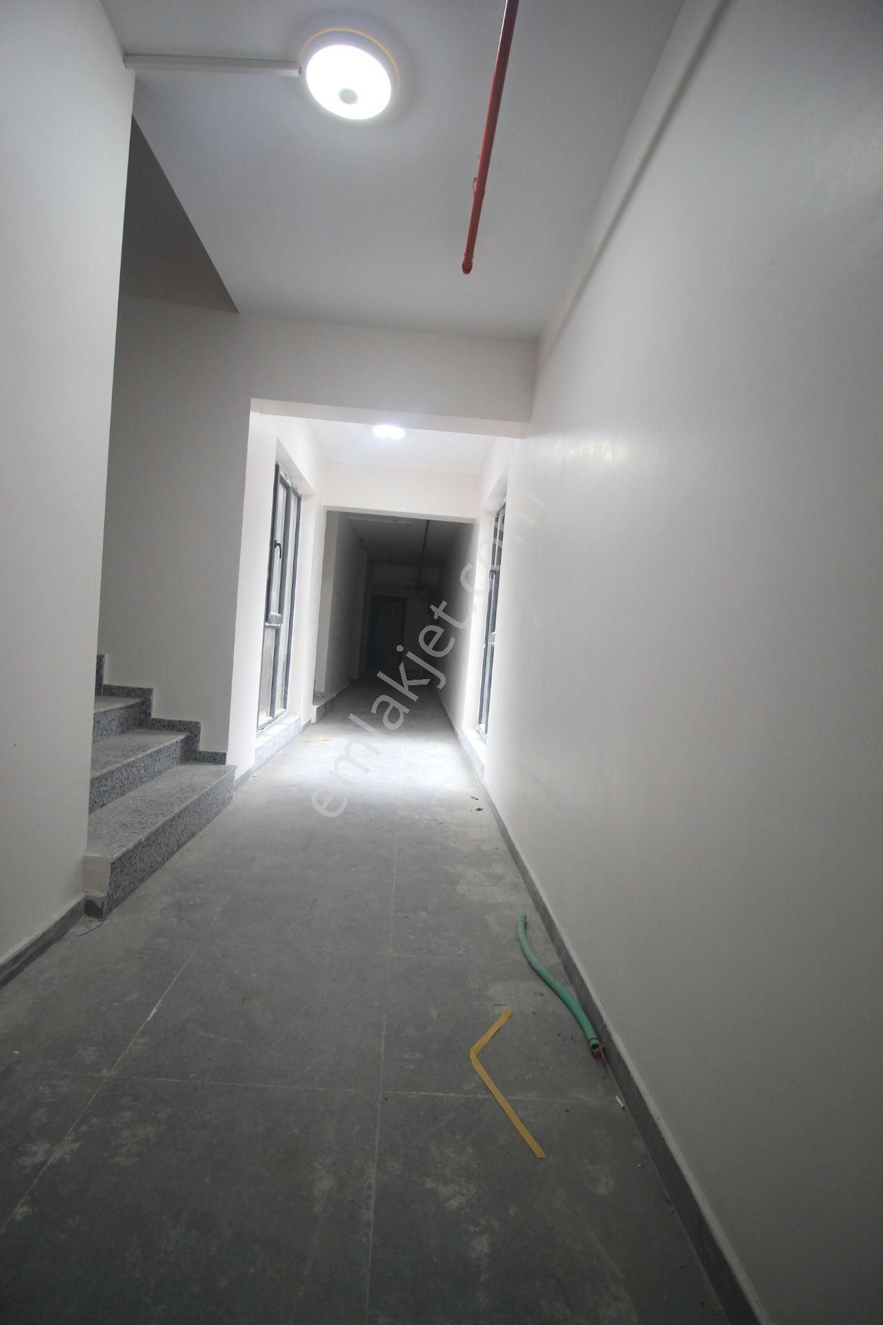 Emre Emlak'tan Bağlıca'da Dubleks Satılık 1+1 Loft Daire - Görsel 18