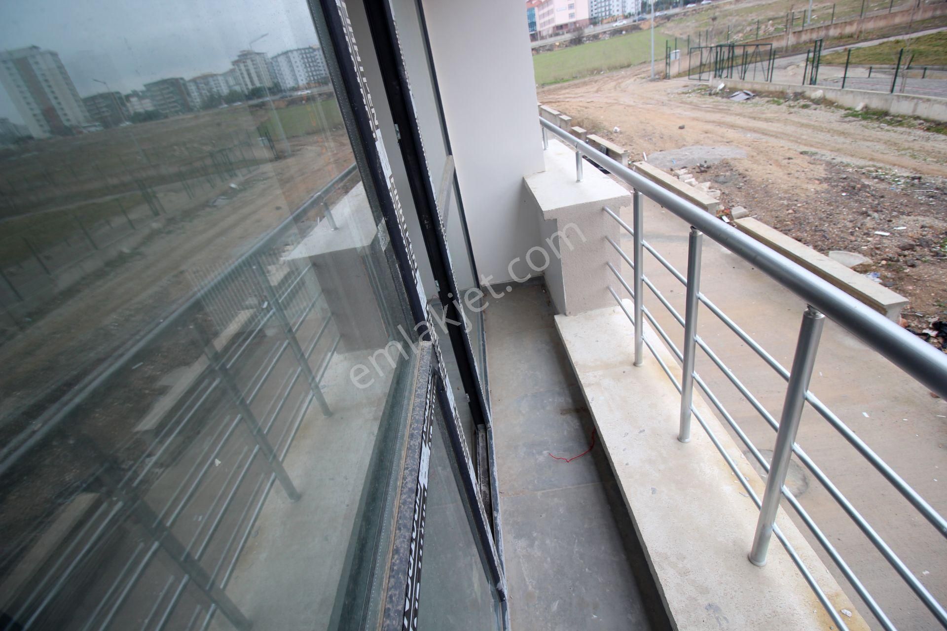 Emre Emlak'tan Bağlıca'da Dubleks Satılık 1+1 Loft Daire - Görsel 15