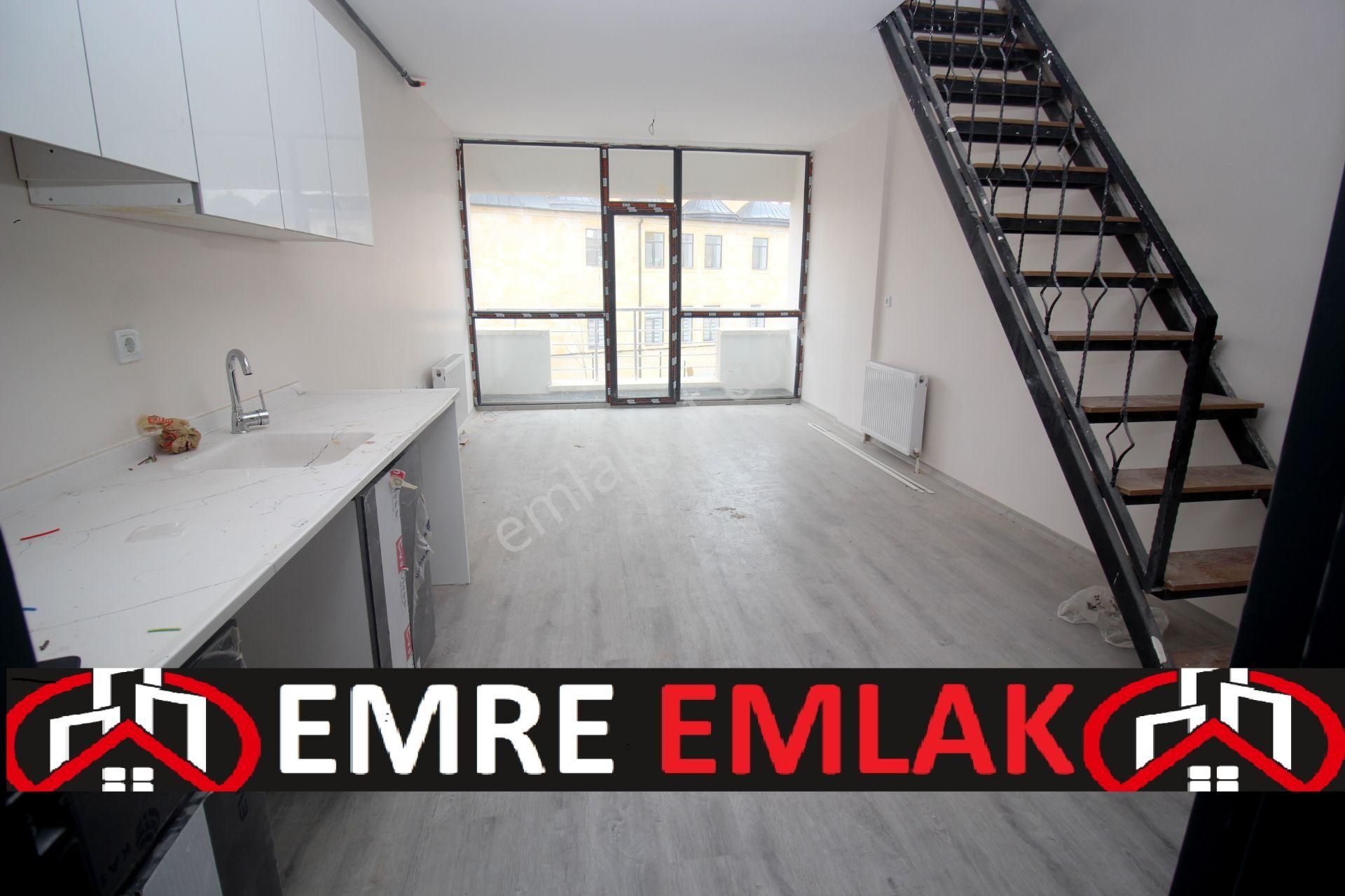 Emre Emlak'tan Bağlıca'da Dubleks Satılık 1+1 Loft Daire