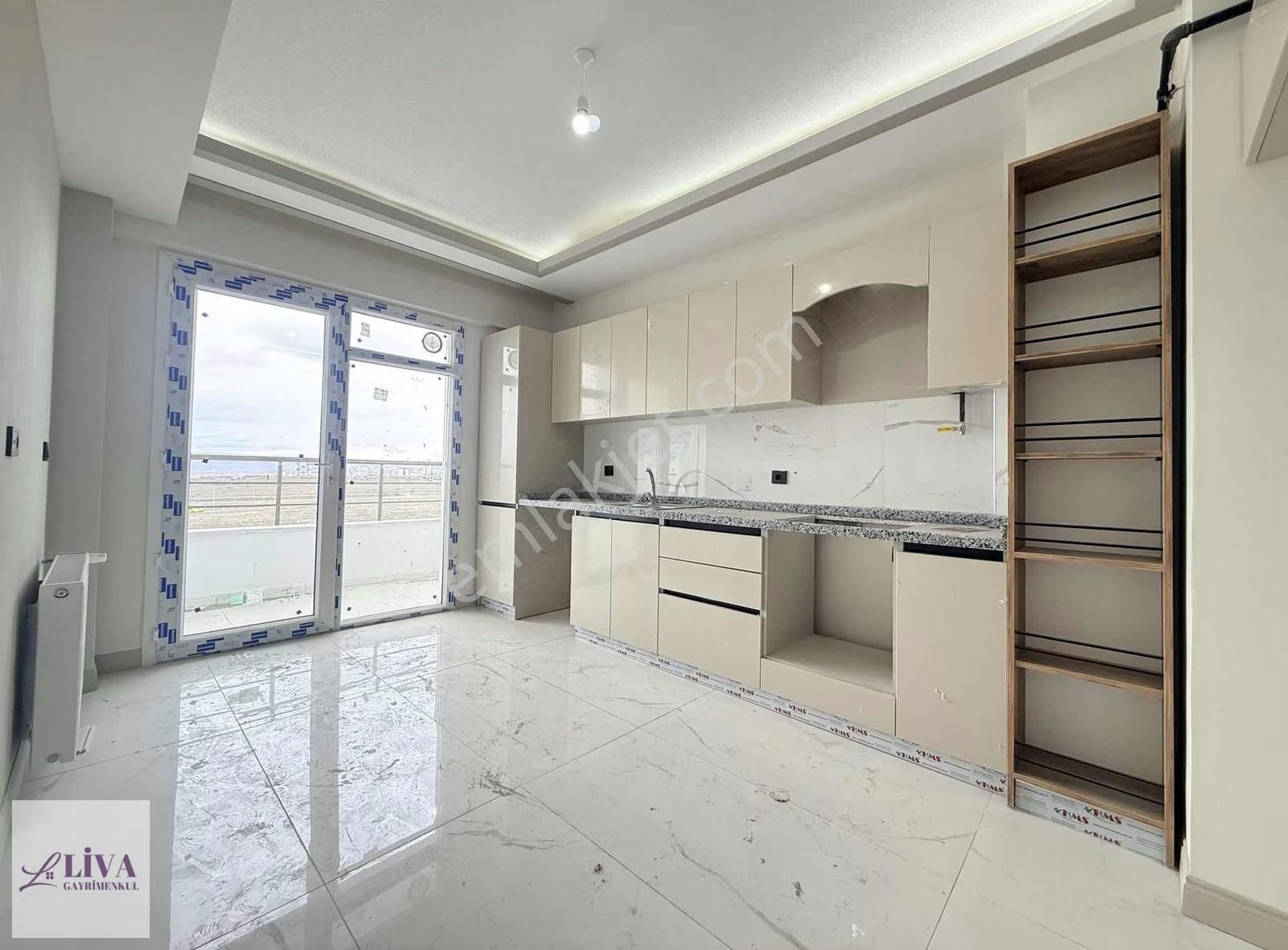 Liva'dan Serkent Bahçelievler'de 4+1 Lüks Satılık Daire - Görsel 11