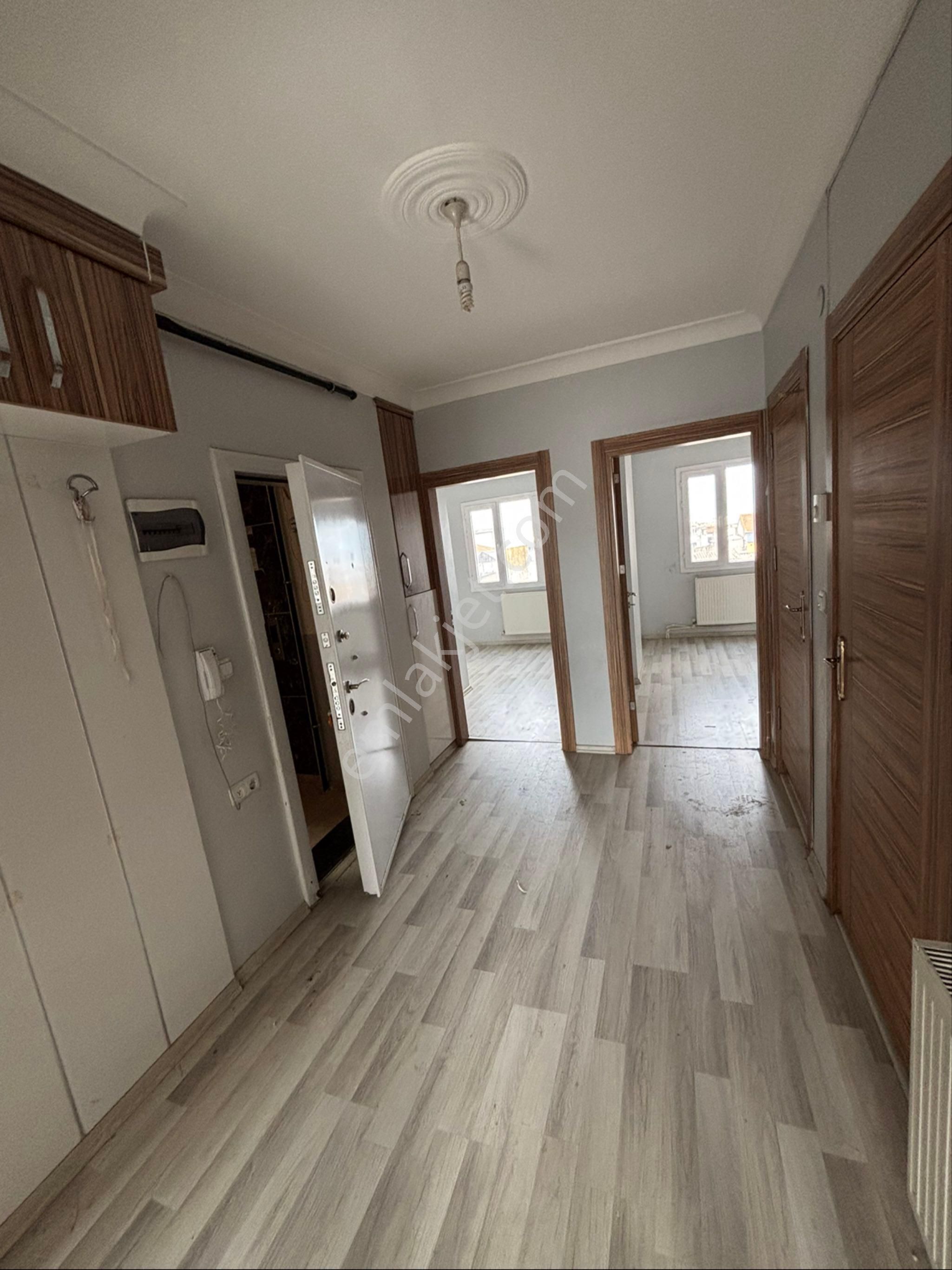 Eymen Emlak'tan Turan Mh. Satılık 2+1 Doğalgazlı Daire 🏡 - Görsel 7