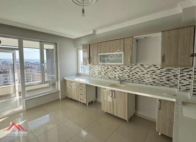 İldem'de Mükemmel Konumlu 3+1 Uygun Fiyatlı Özel Yapsat Daire - Görsel 15