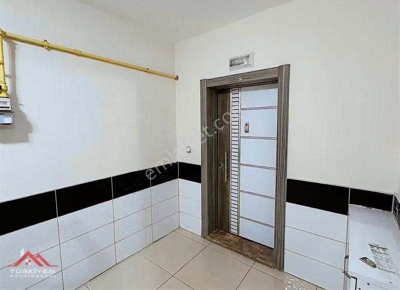 İldem'de Mükemmel Konumlu 3+1 Uygun Fiyatlı Özel Yapsat Daire - Görsel 7