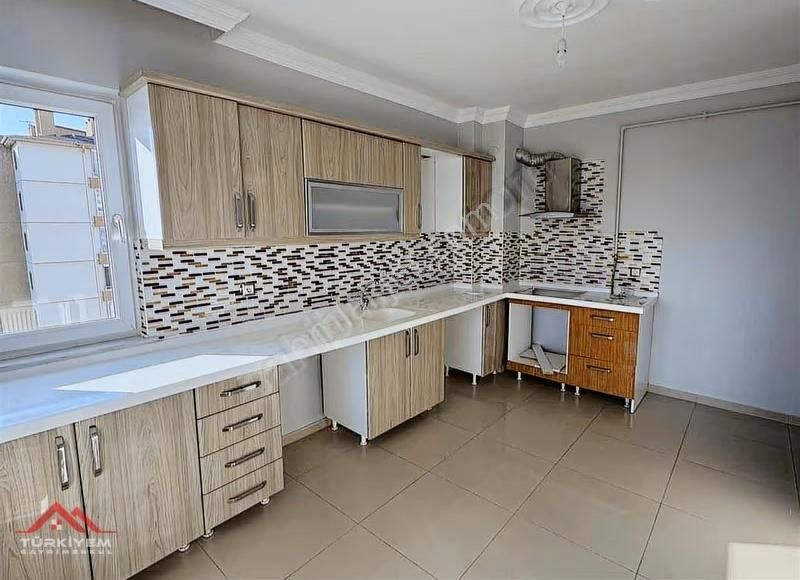 İldem'de Mükemmel Konumlu 3+1 Uygun Fiyatlı Özel Yapsat Daire - Görsel 14