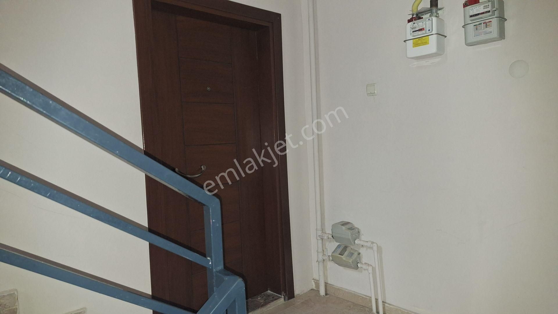 Century 21 Vizyon'dan Batıkent Mah.de Kiralık 3+1 Daire - Görsel 4