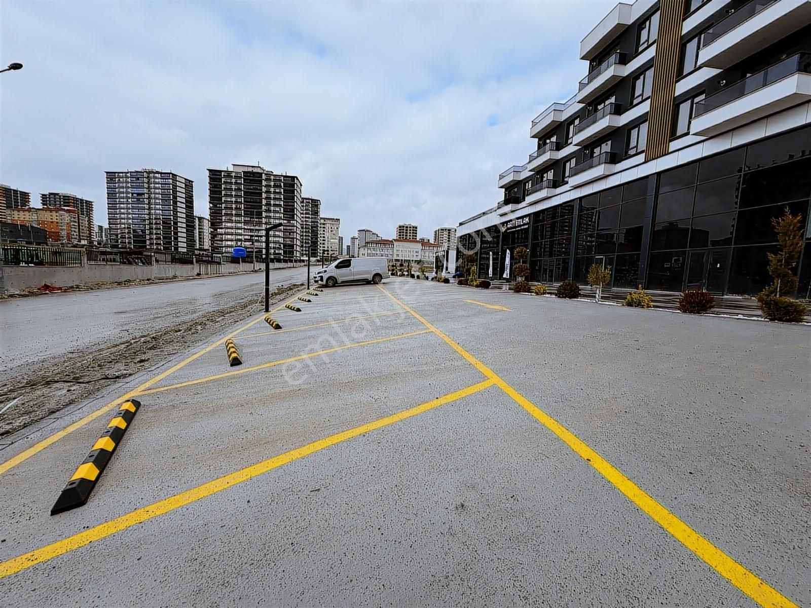 Turgut Özal Mh Site İçi K.otoparklı Lüx Eşyalı 1+1 Kiralık Daire - Görsel 17