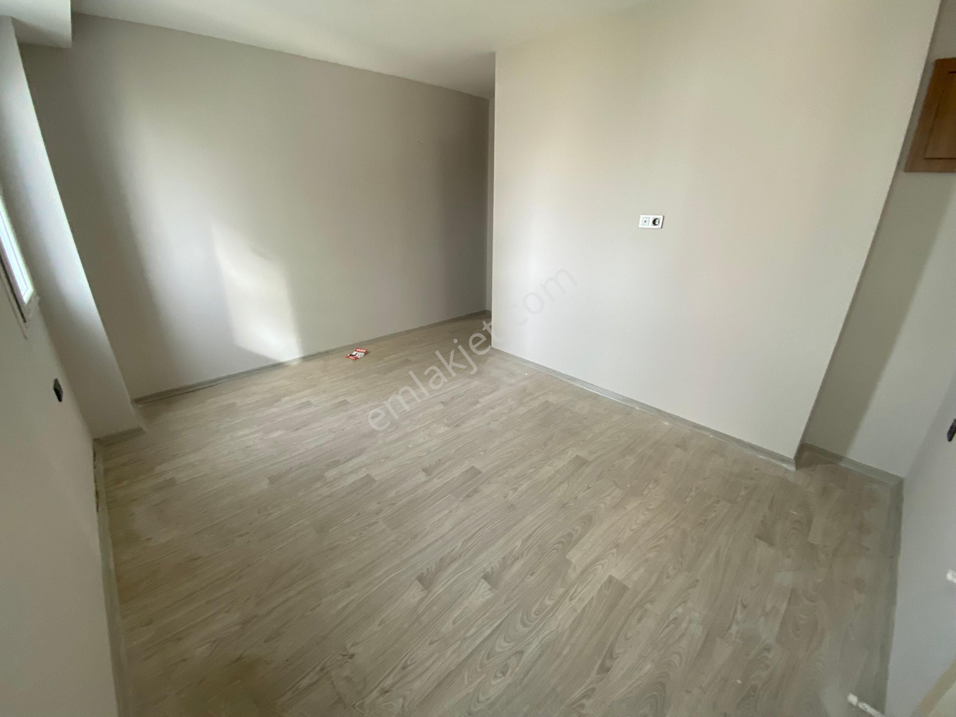 Atc'den Gültepe'de Üniversite Yanı-caddeye Yakın Kombili 2+1 Kiralık Daire - Görsel 13