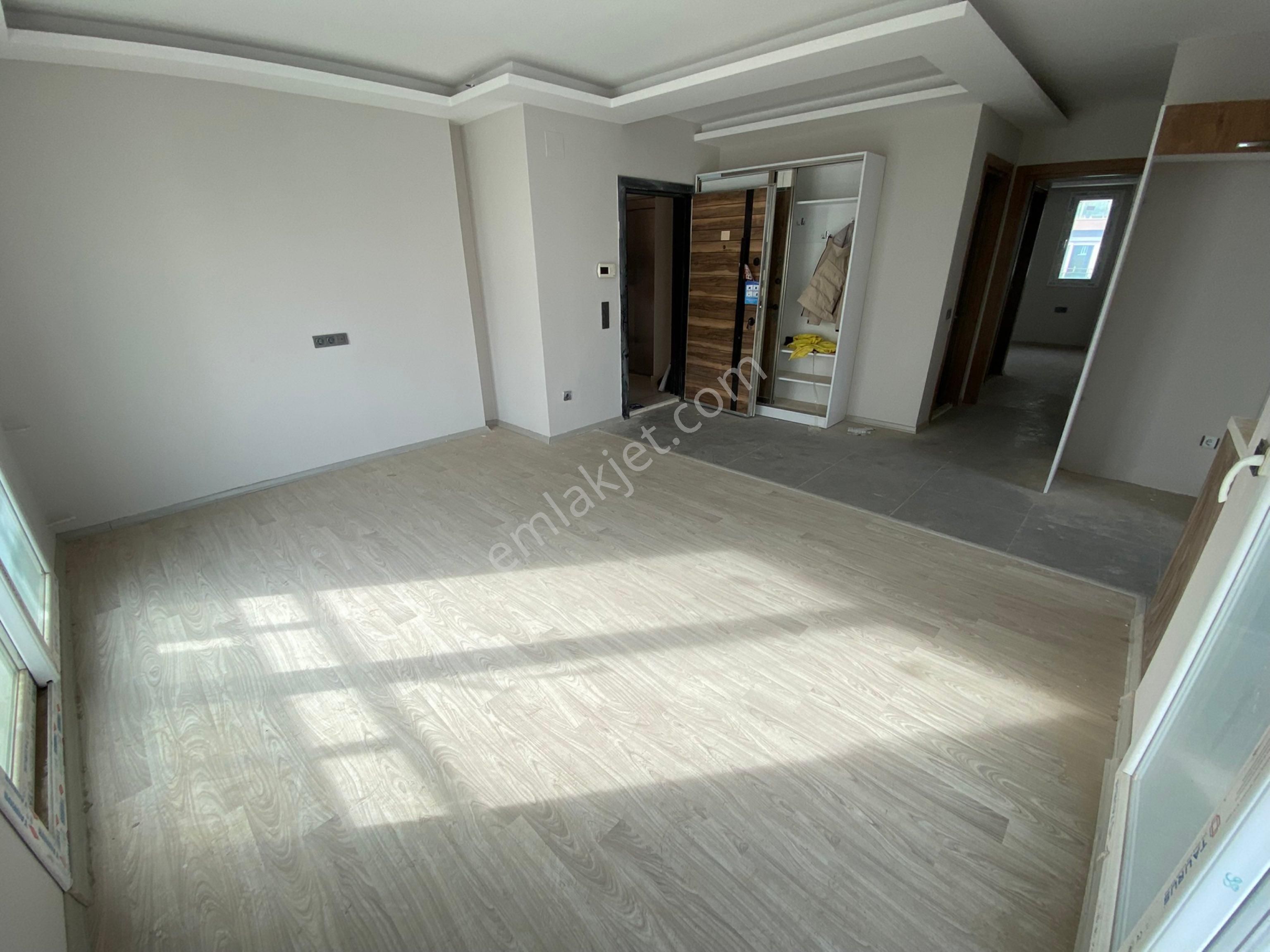 Atc'den Gültepe'de Üniversite Yanı-caddeye Yakın Kombili 2+1 Kiralık Daire - Görsel 3