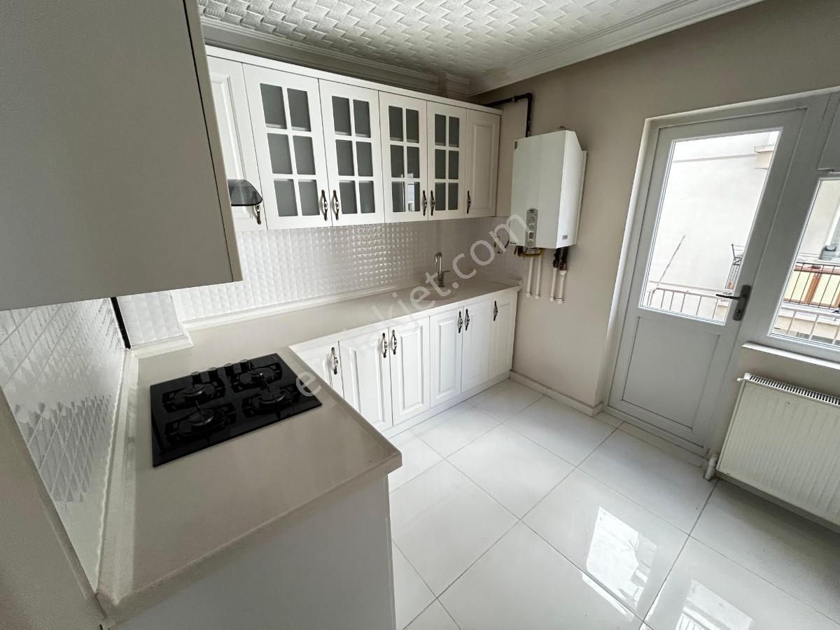 Sincan Mareşal Çakmak Mah 3+1 Yapılı Bağımsız Ters Dubleks Daire - Görsel 3