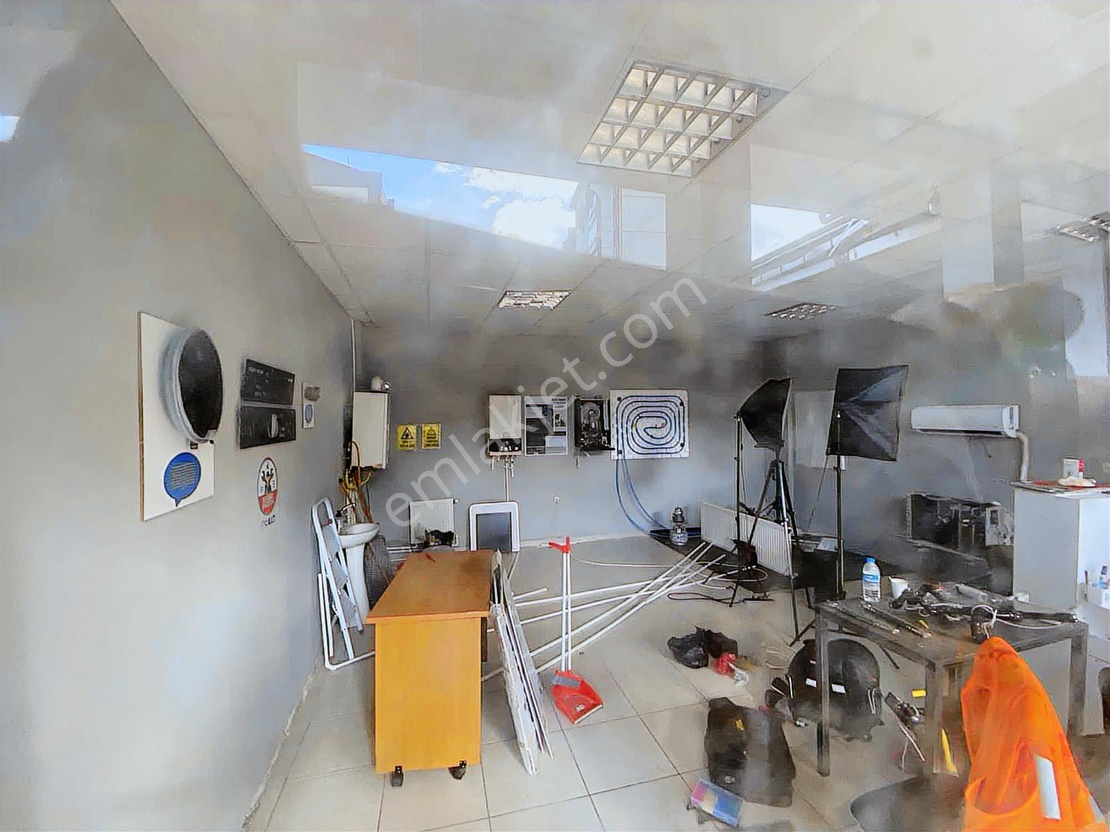 Eskipazar Toki İş Merkezinde Satılık 70m2 Depolu Dükkan - Görsel 5