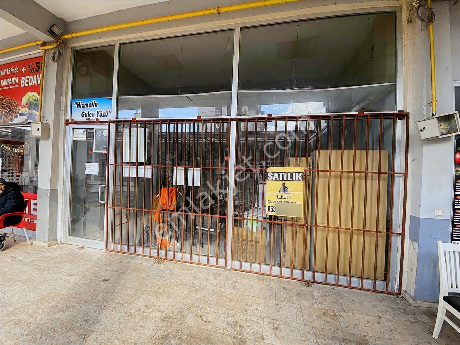 Eskipazar Toki İş Merkezinde Satılık 70m2 Depolu Dükkan