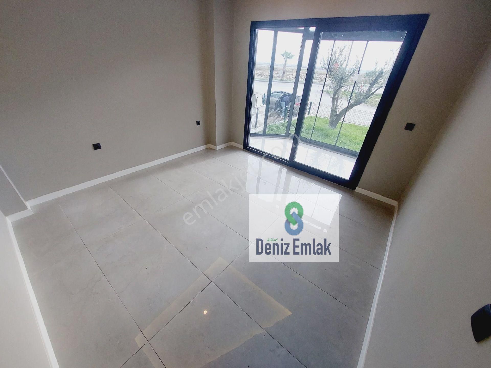 Denizden Akçayda Öncephe Kendine Ait Bahçeli Satılık 1+1 Lüks Daire. - Görsel 5