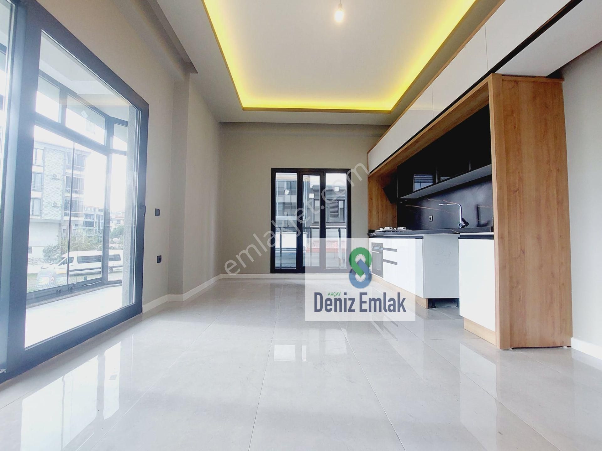 Denizden Akçayda Öncephe Kendine Ait Bahçeli Satılık 1+1 Lüks Daire. - Görsel 25