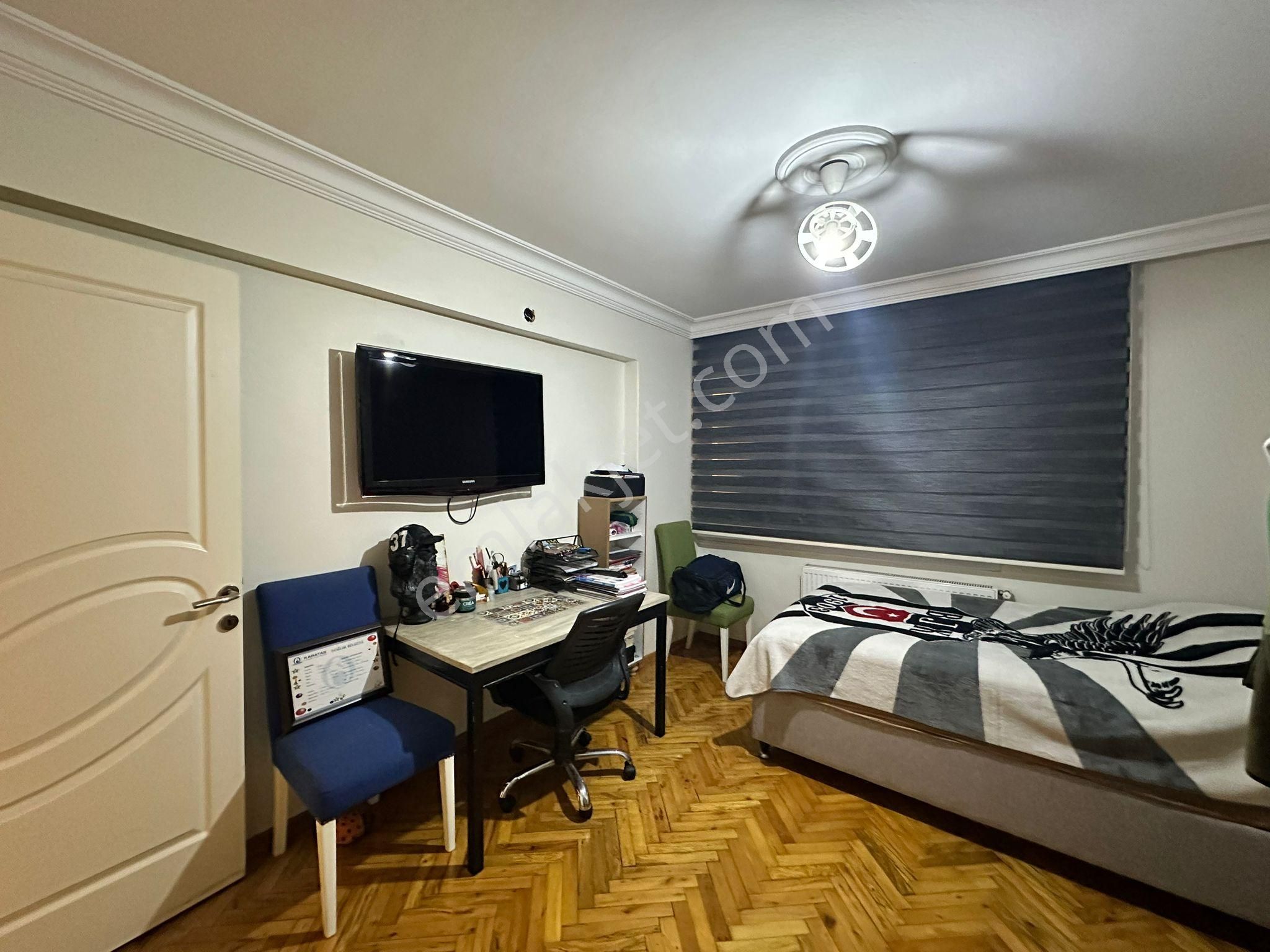 Karşıyaka, Bostanlı'da Müstakil Tadında 3+1 Satılık Daire - Görsel 16