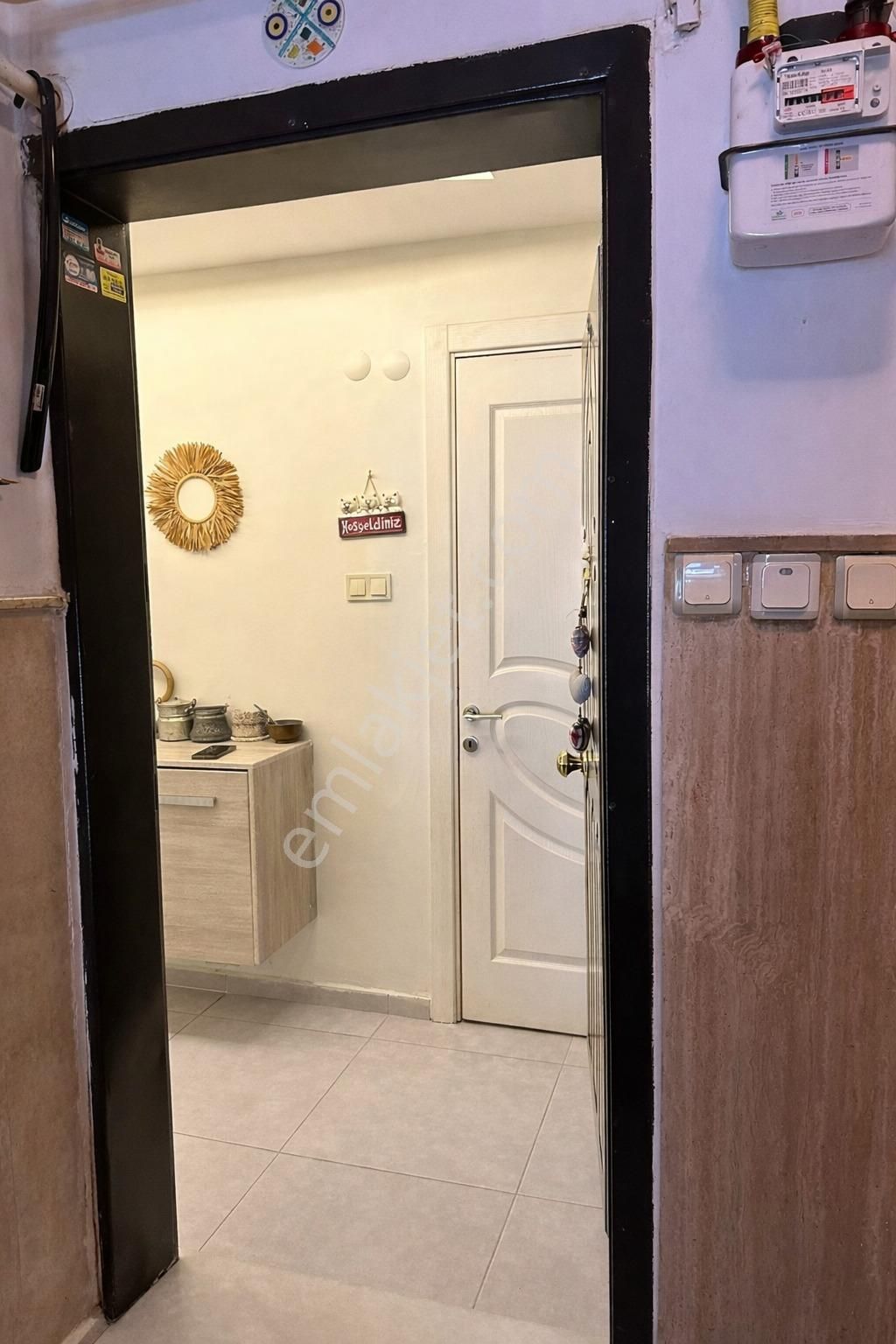 Karşıyaka, Bostanlı'da Müstakil Tadında 3+1 Satılık Daire - Görsel 6