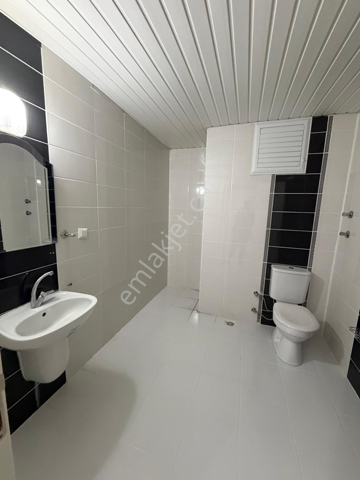 Das Gayrimenkulden Kökez Mahallesinde Satılık5+1 Dubleks Daire - Görsel 3