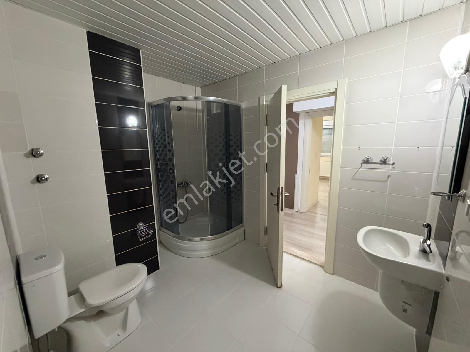 Das Gayrimenkulden Kökez Mahallesinde Satılık5+1 Dubleks Daire - Görsel 2