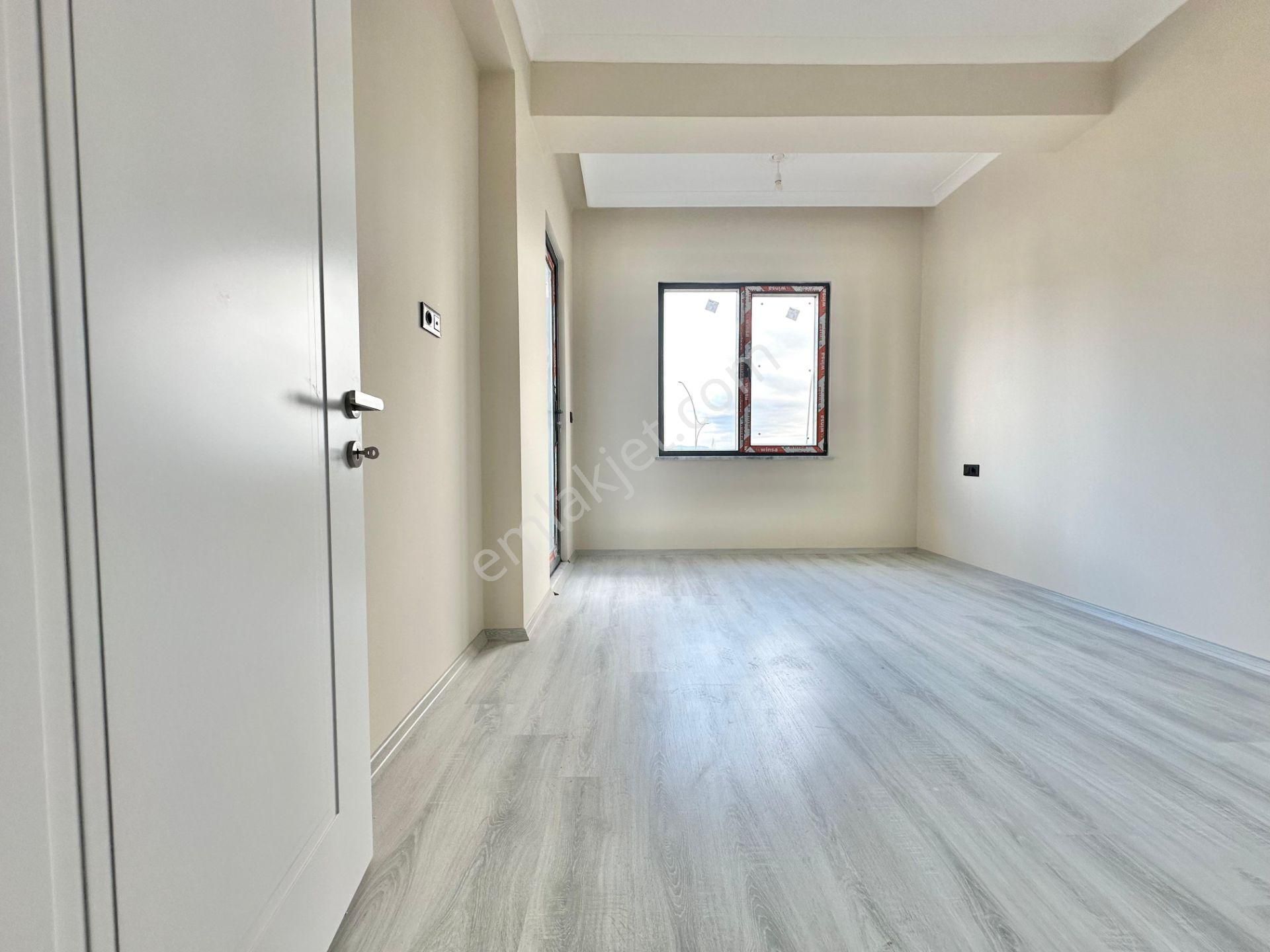 ꧁ay Emlaktan꧂akçay'da Ön Cephe Yerden Isıtmalı Çift Asansörlü Muhteşem Konumlu Satılık 1+1 Daire - Görsel 23