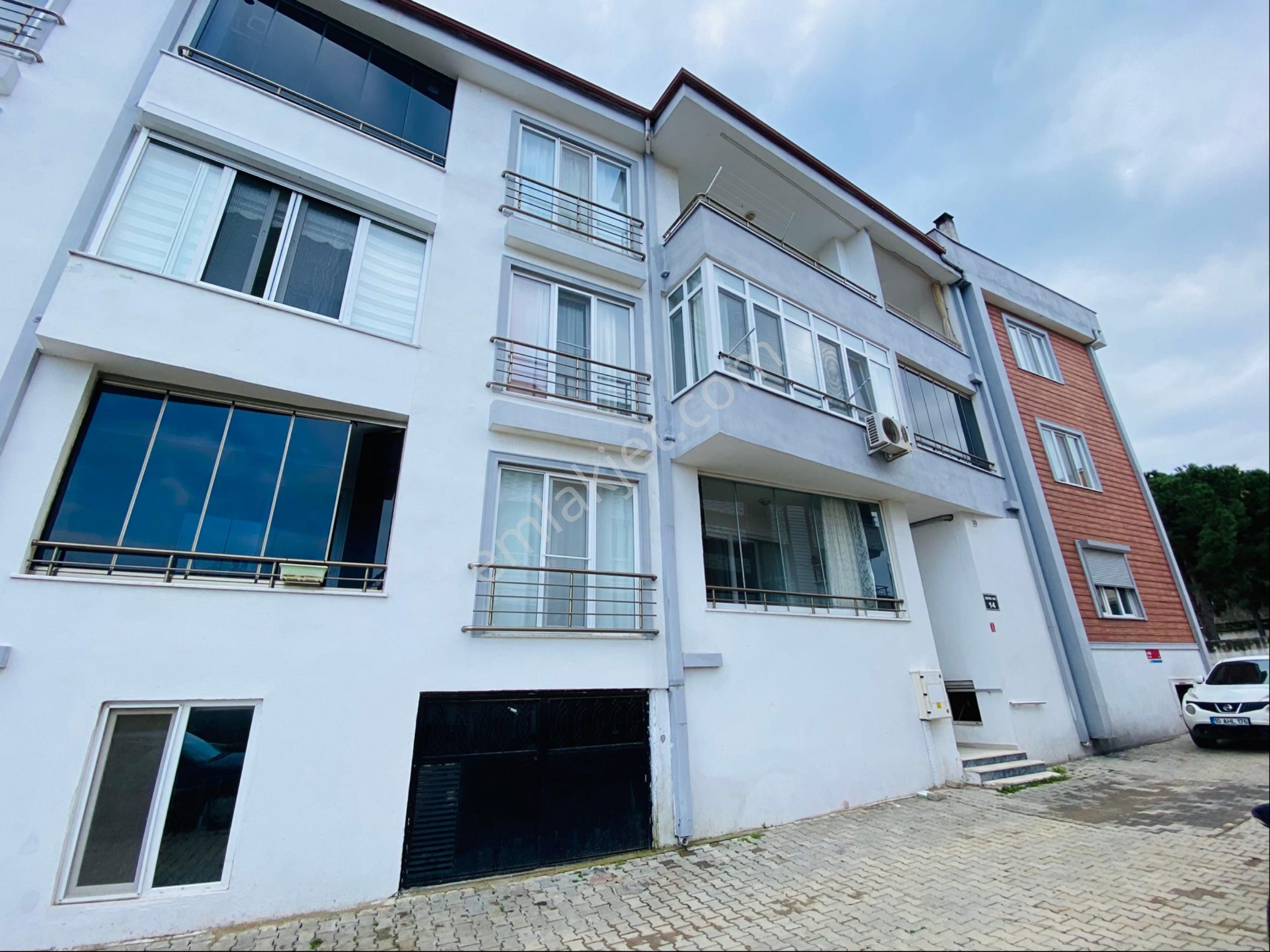 Karaağaç’ta 80 M2 Kapalı Balkonlu 1+1 Satılık Daire - Görsel 2