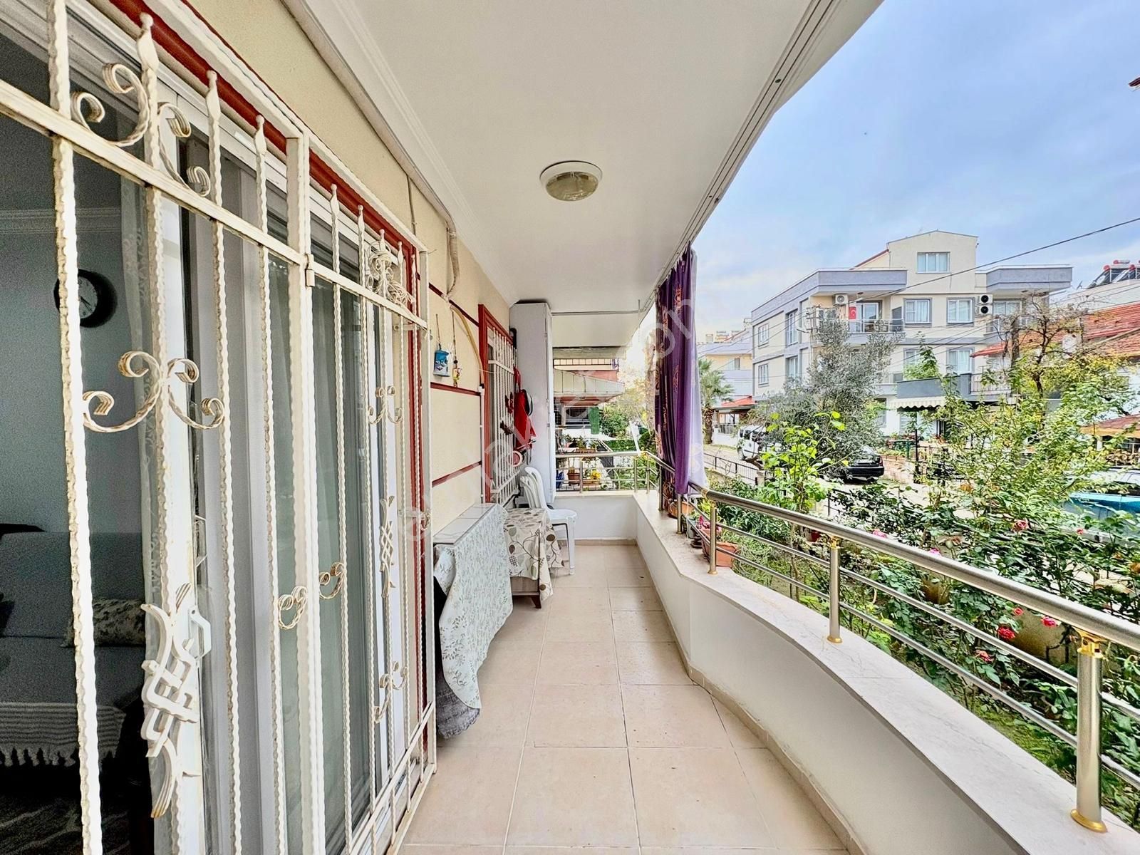 ꧁ay Emlaktan꧂akçay'da Müstakil Tadındafull Eşyalı Denize Sadece 100 Mt Ön Cephe Satılık 2+1 Daire