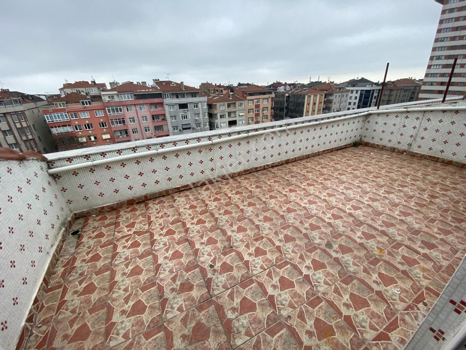 Lidya Emlak'tan 2+1 70m2 Güney Cephe Teraslı Kiralık Daire - Görsel 13