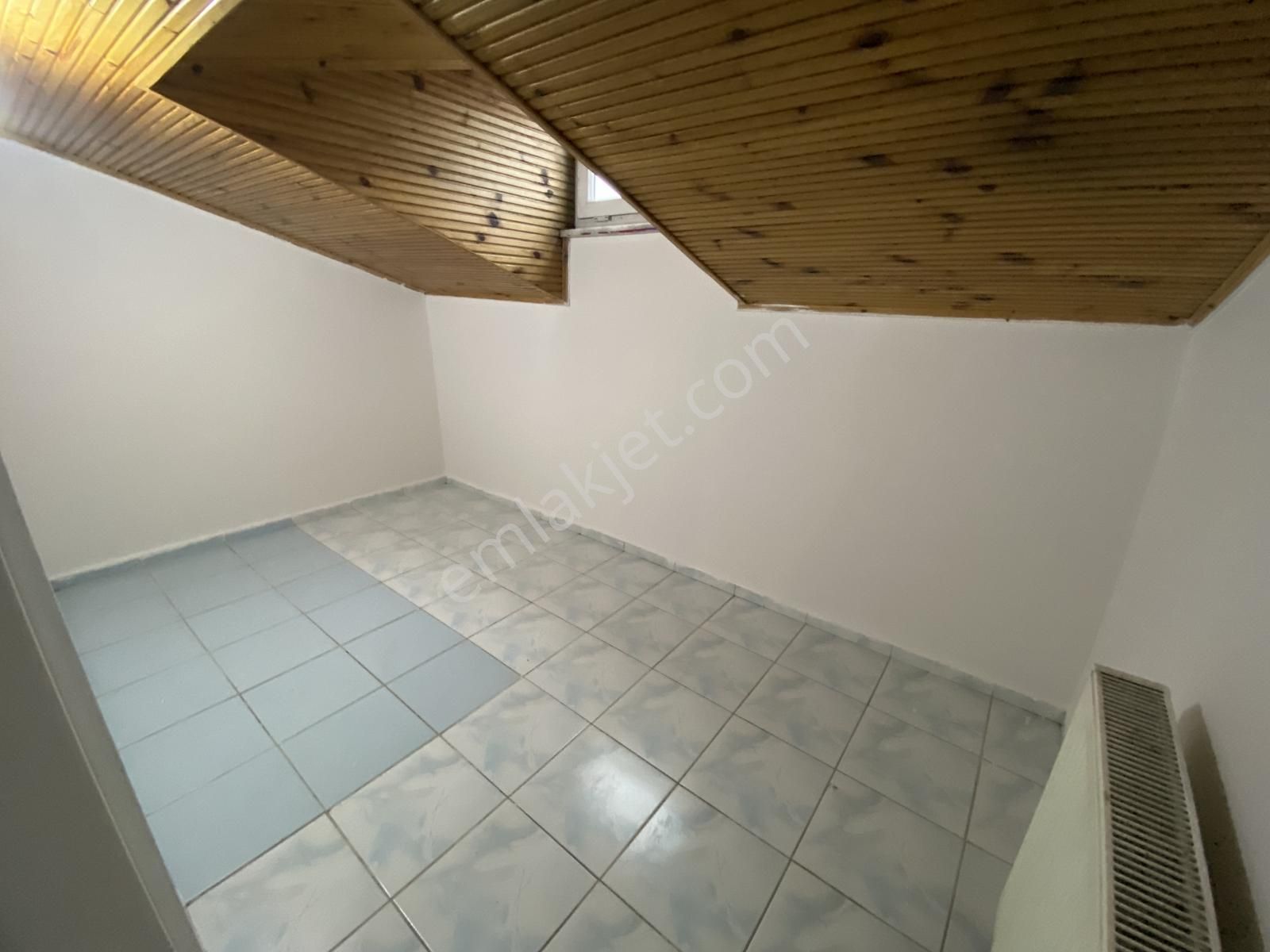 Lidya Emlak'tan 2+1 70m2 Güney Cephe Teraslı Kiralık Daire - Görsel 3