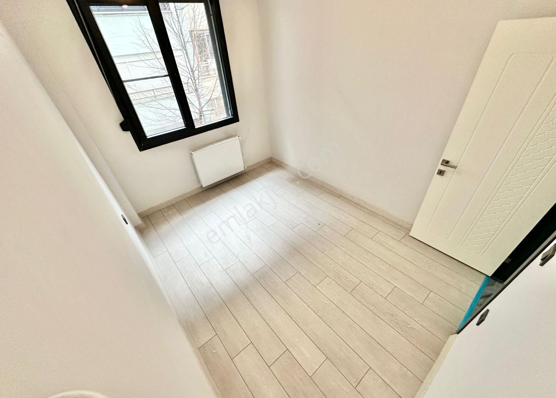 ꧁ay Emlaktan꧂akçay Merkezde Kombili Ön Cephe Ayrı Mutfaklı Satılık 2+1 Lüks Daire - Görsel 30