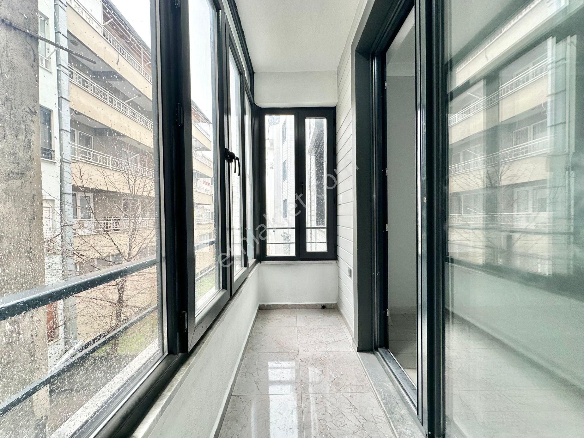 ꧁ay Emlaktan꧂akçay Merkezde Kombili Ön Cephe Ayrı Mutfaklı Satılık 2+1 Lüks Daire - Görsel 28