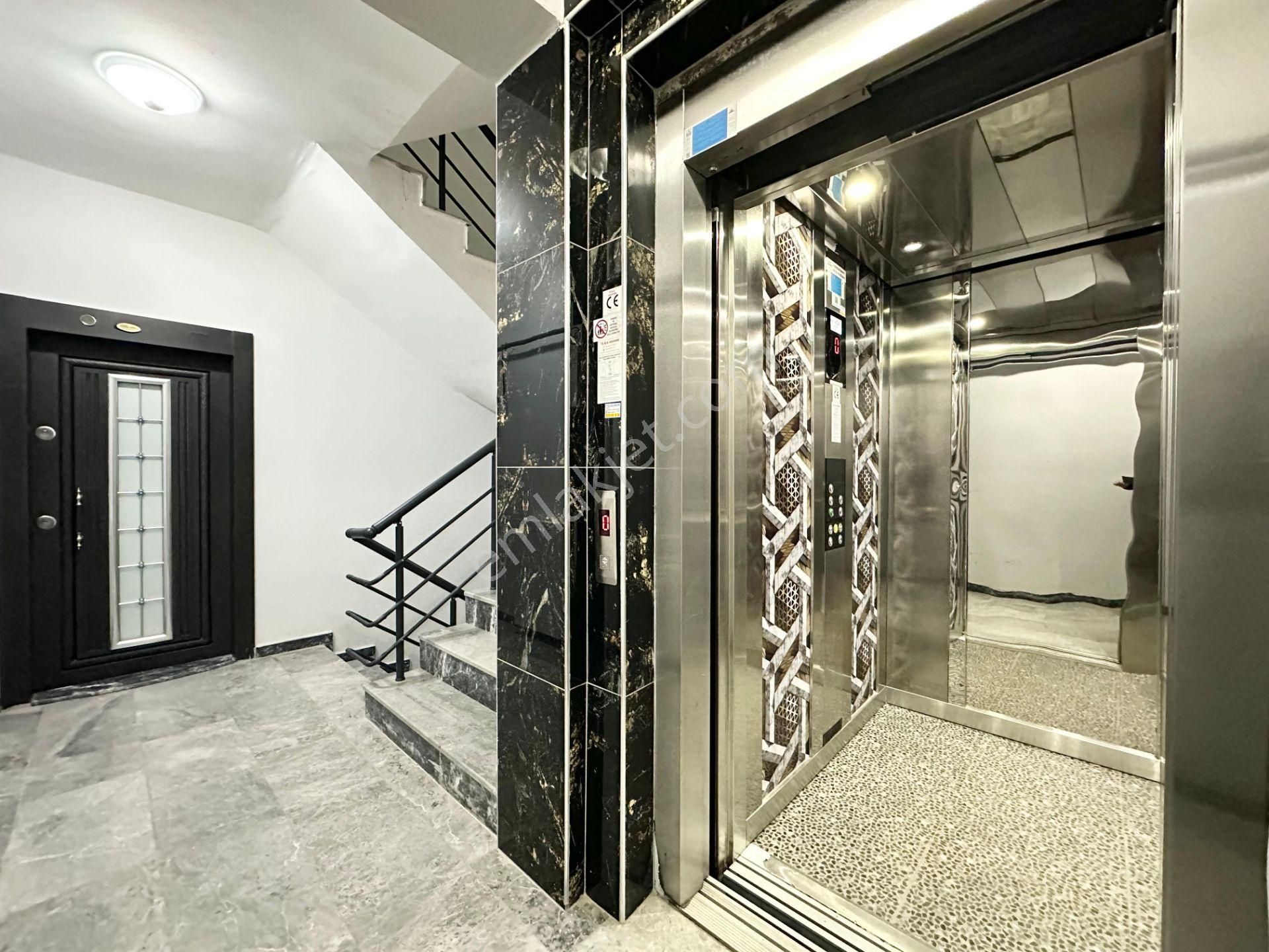 ꧁ay Emlaktan꧂akçay Merkezde Kombili Ön Cephe Ayrı Mutfaklı Satılık 2+1 Lüks Daire - Görsel 35