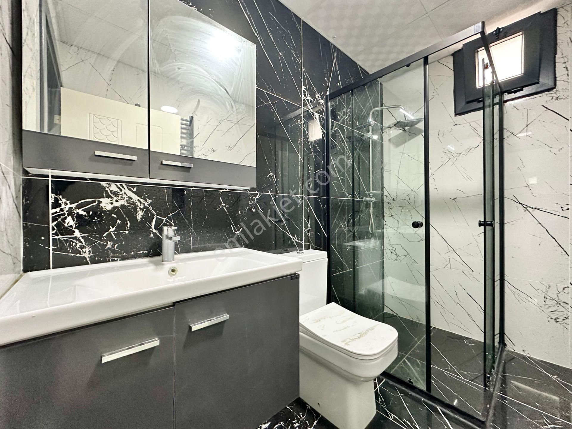 ꧁ay Emlaktan꧂akçay Merkezde Kombili Ön Cephe Ayrı Mutfaklı Satılık 2+1 Lüks Daire - Görsel 21