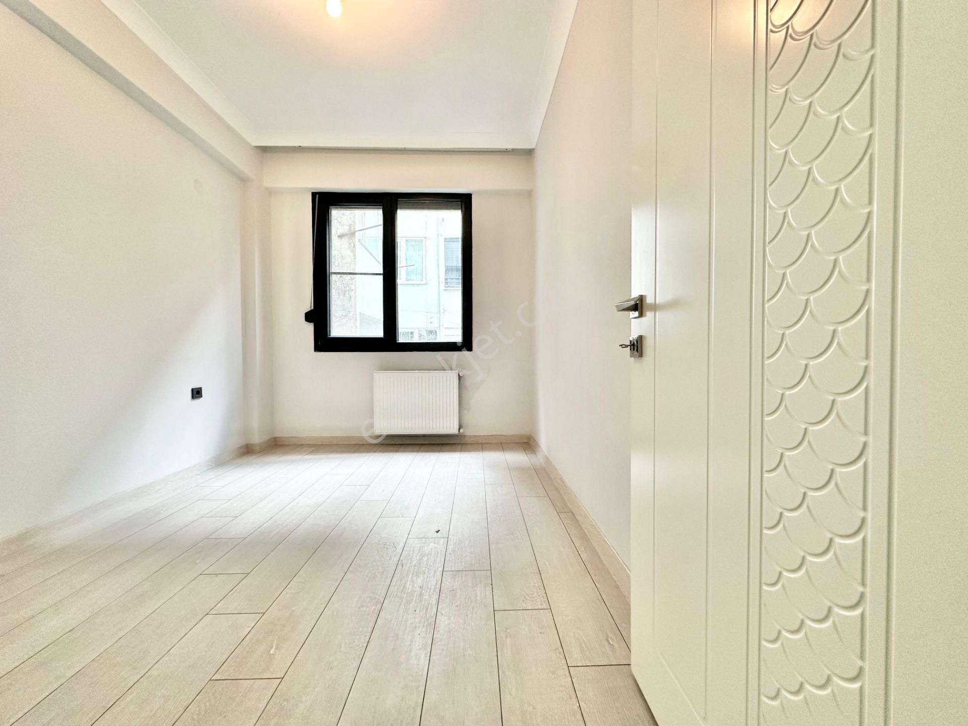 ꧁ay Emlaktan꧂akçay Merkezde Kombili Ön Cephe Ayrı Mutfaklı Satılık 2+1 Lüks Daire - Görsel 31