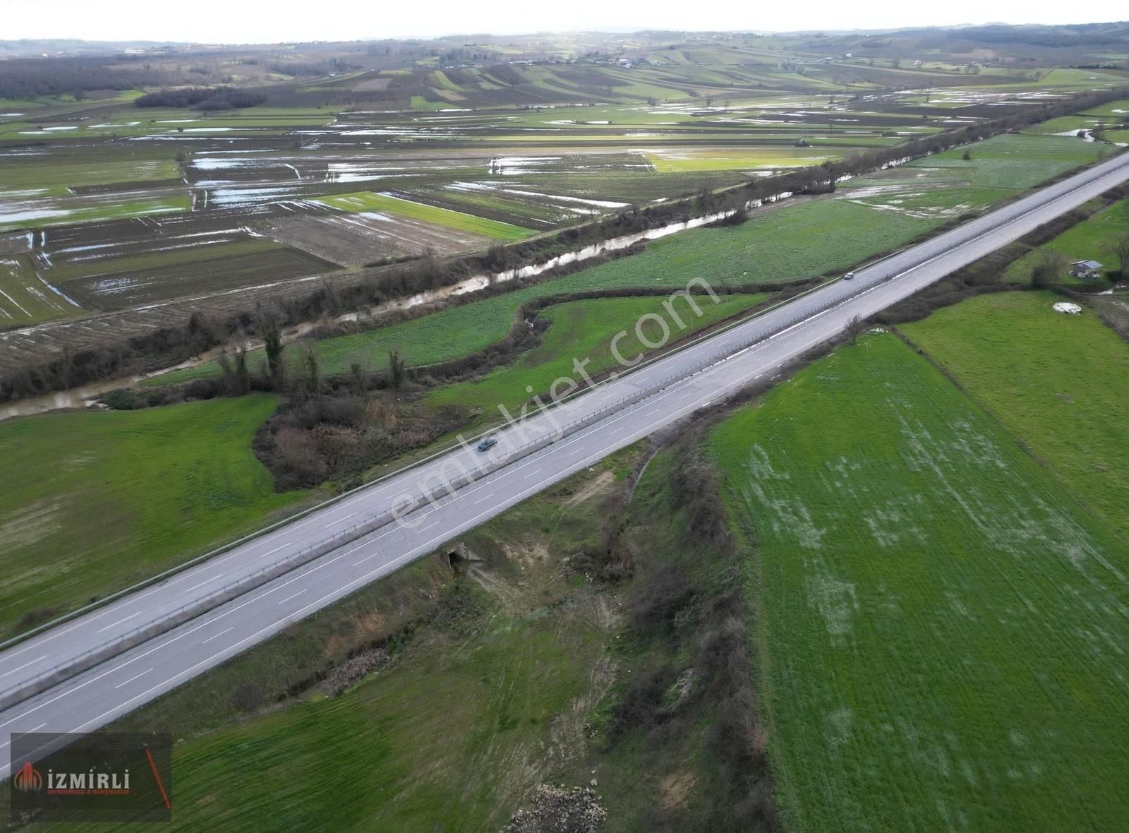 Sakarya-kaynarca Yol Üstünde Yola 80m Cepheli Satılık Tarla - Görsel 7