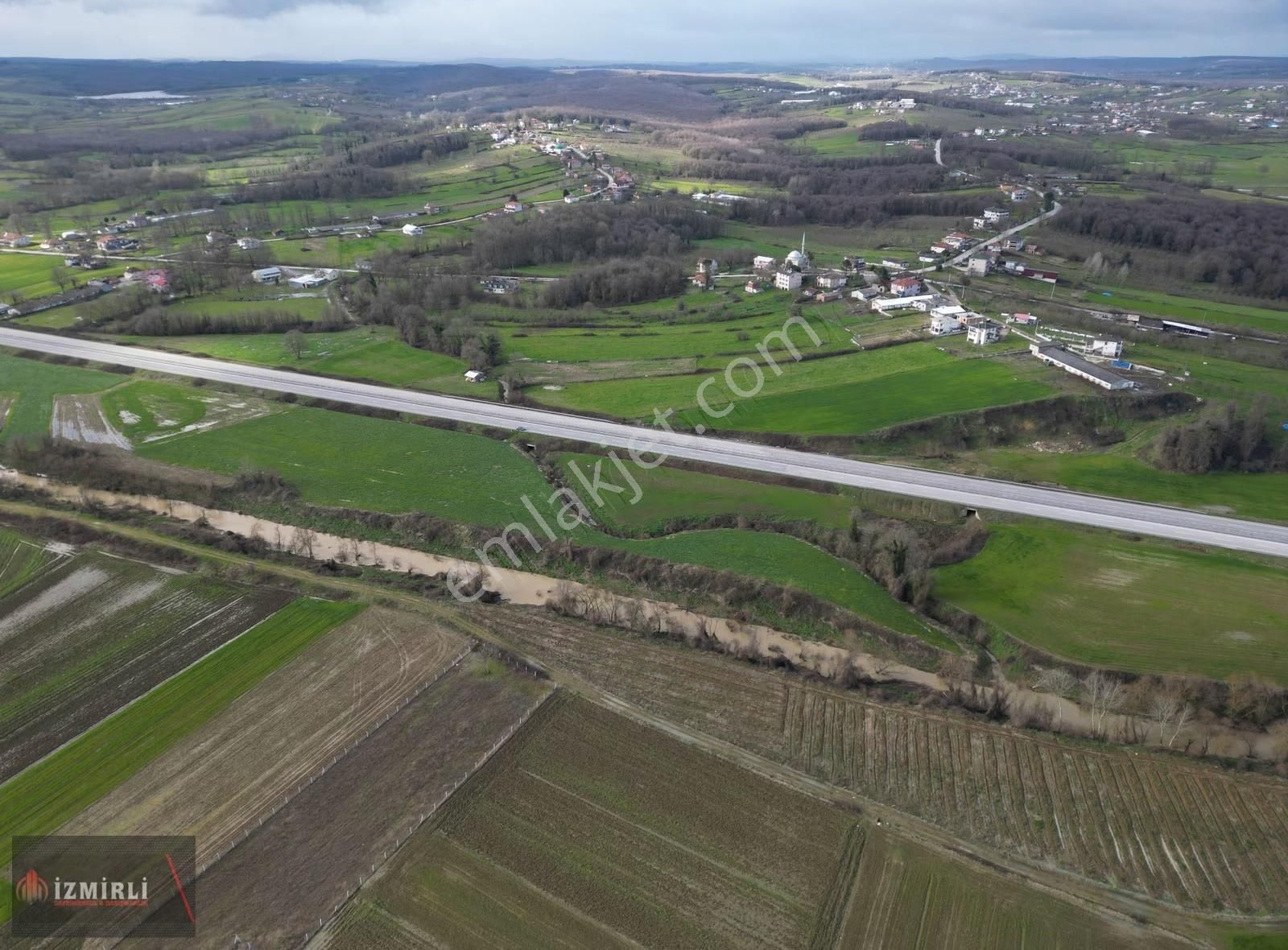 Sakarya-kaynarca Yol Üstünde Yola 80m Cepheli Satılık Tarla - Görsel 14