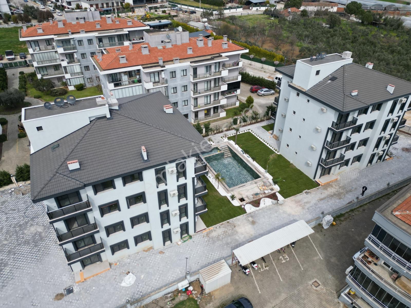 Q'zen Den Havuzlu Site İçerisinde Arakat 135 M2 3+1 Daire - Görsel 27