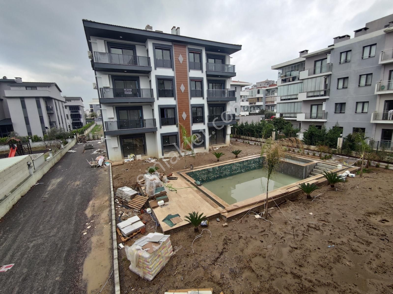 Q'zen Den Havuzlu Site İçerisinde Arakat 135 M2 3+1 Daire - Görsel 8