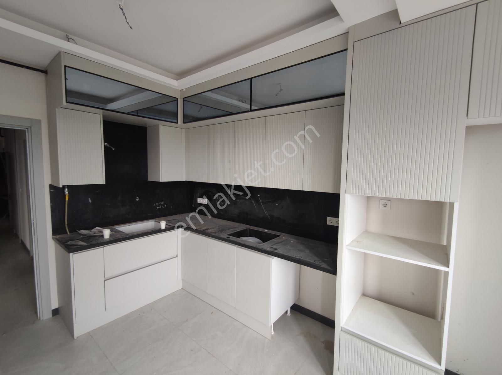 Q'zen Den Havuzlu Site İçerisinde Arakat 135 M2 3+1 Daire - Görsel 2