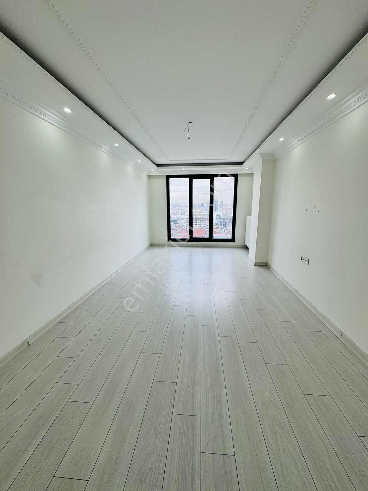 Mahmutbey'de Sitede Kiralık 2+1 85m2 Daire Metroya Yakın - Görsel 6