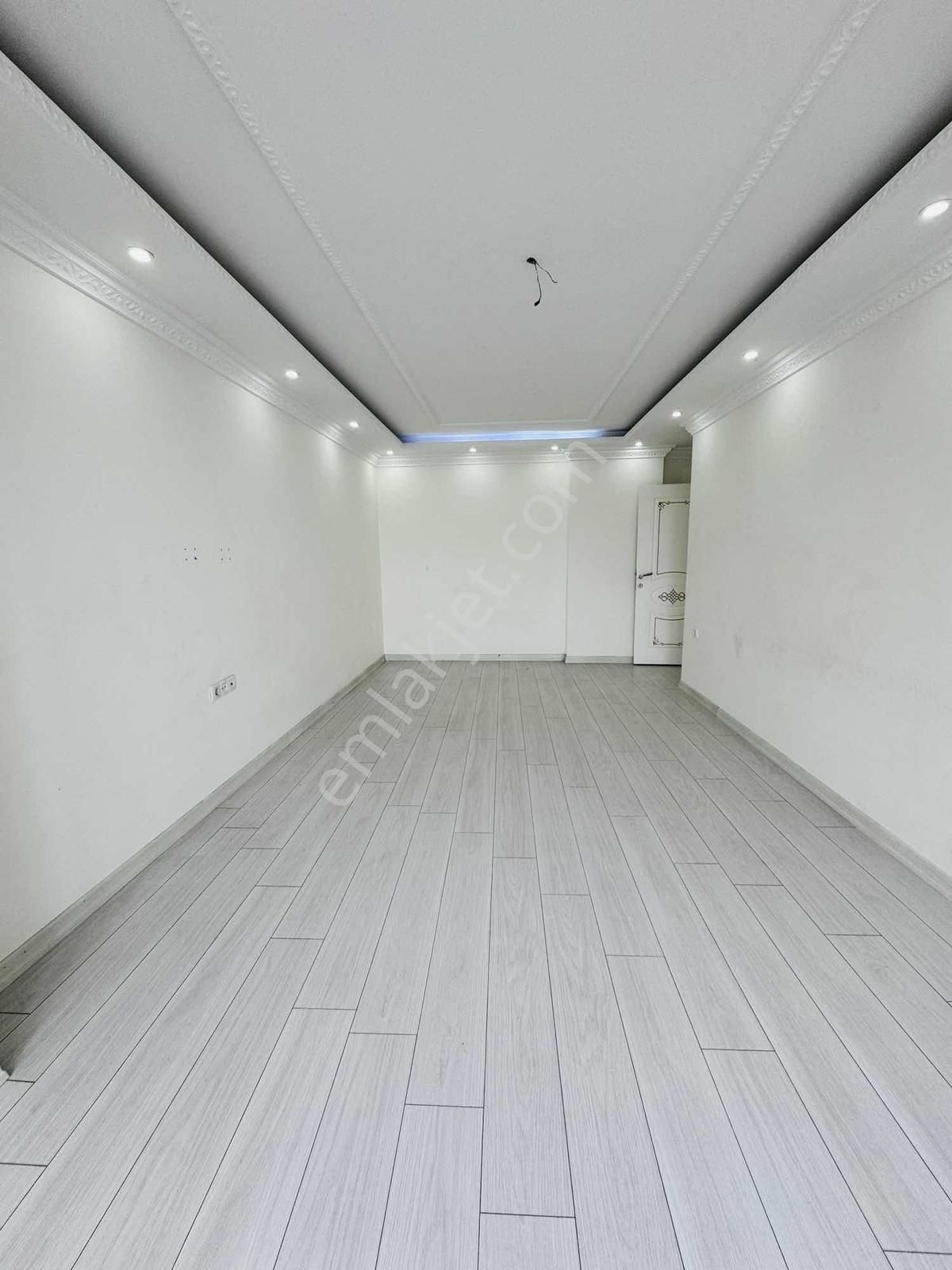 Mahmutbey'de Sitede Kiralık 2+1 85m2 Daire Metroya Yakın - Görsel 7
