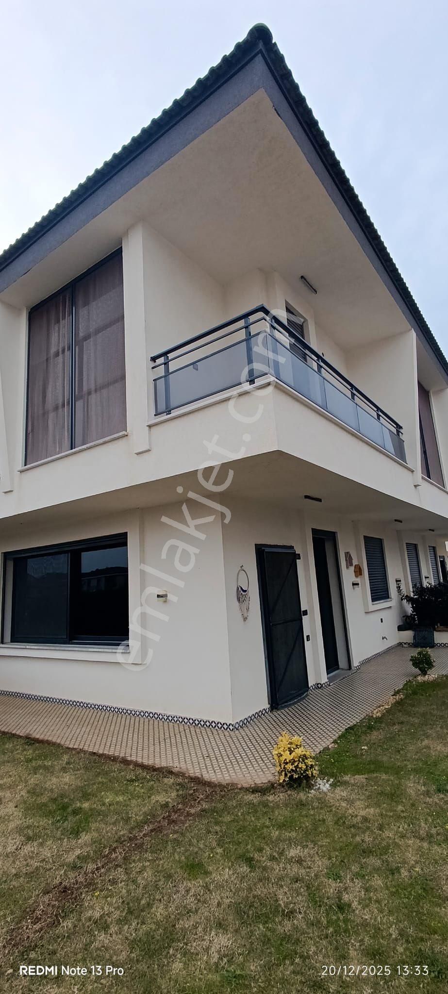 Efeler’de Köşe Konum 3+1 Havuzlu Site İçerisinde Villa - Görsel 9