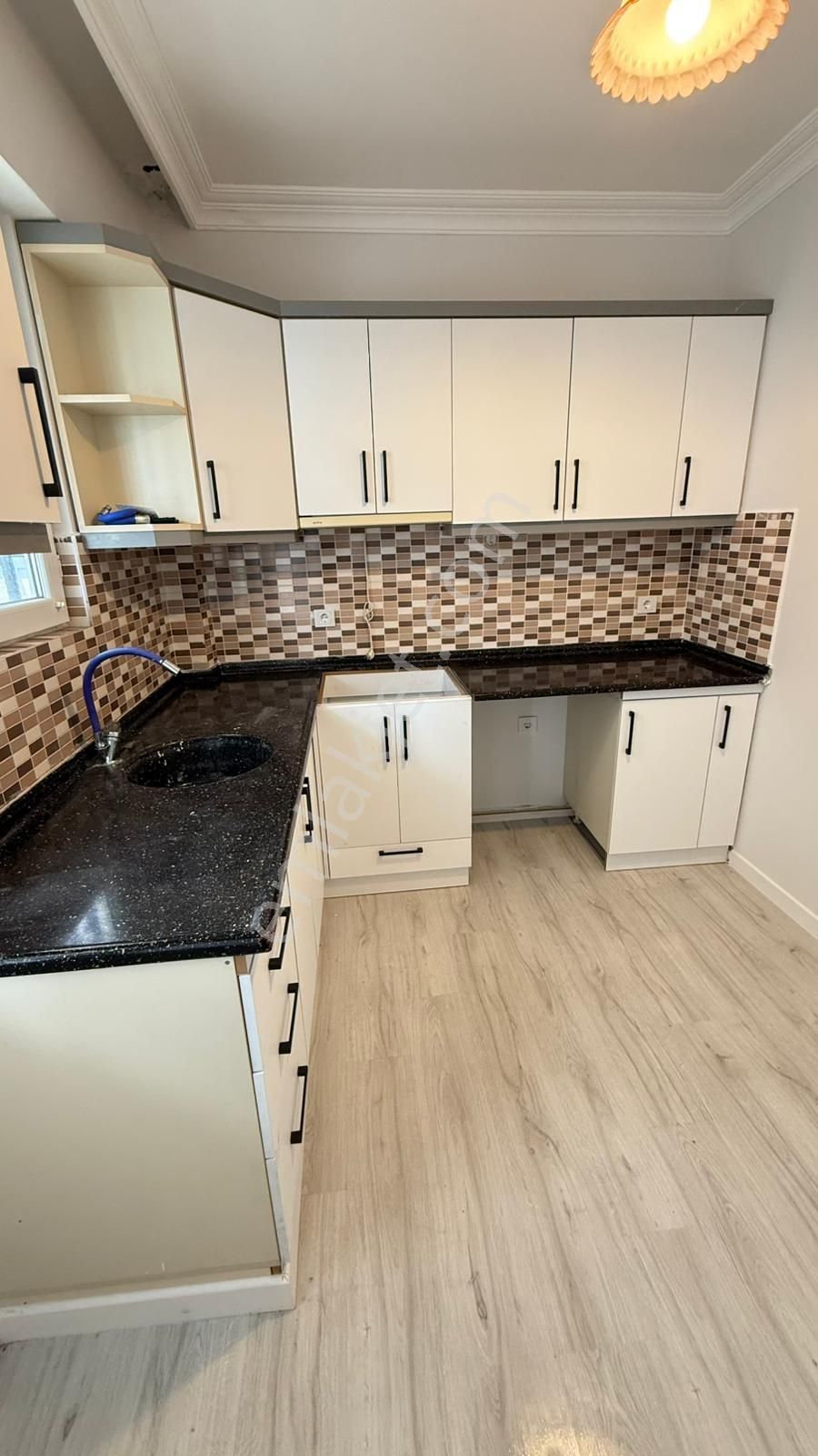 Didim Yeni Mah. 2+1 Ayrı Mutfaklı Ön Cepheli Dairemiz Satılıktır 90m2 Dir Dairemiz - Görsel 3