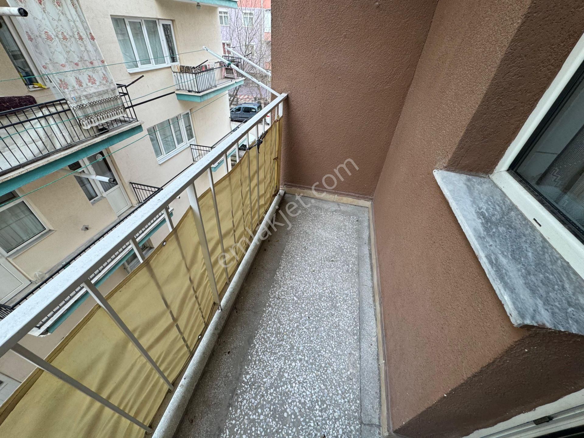 Plevne Mahallesinde 3+1 Ara Katta Satılık Daire - Görsel 24