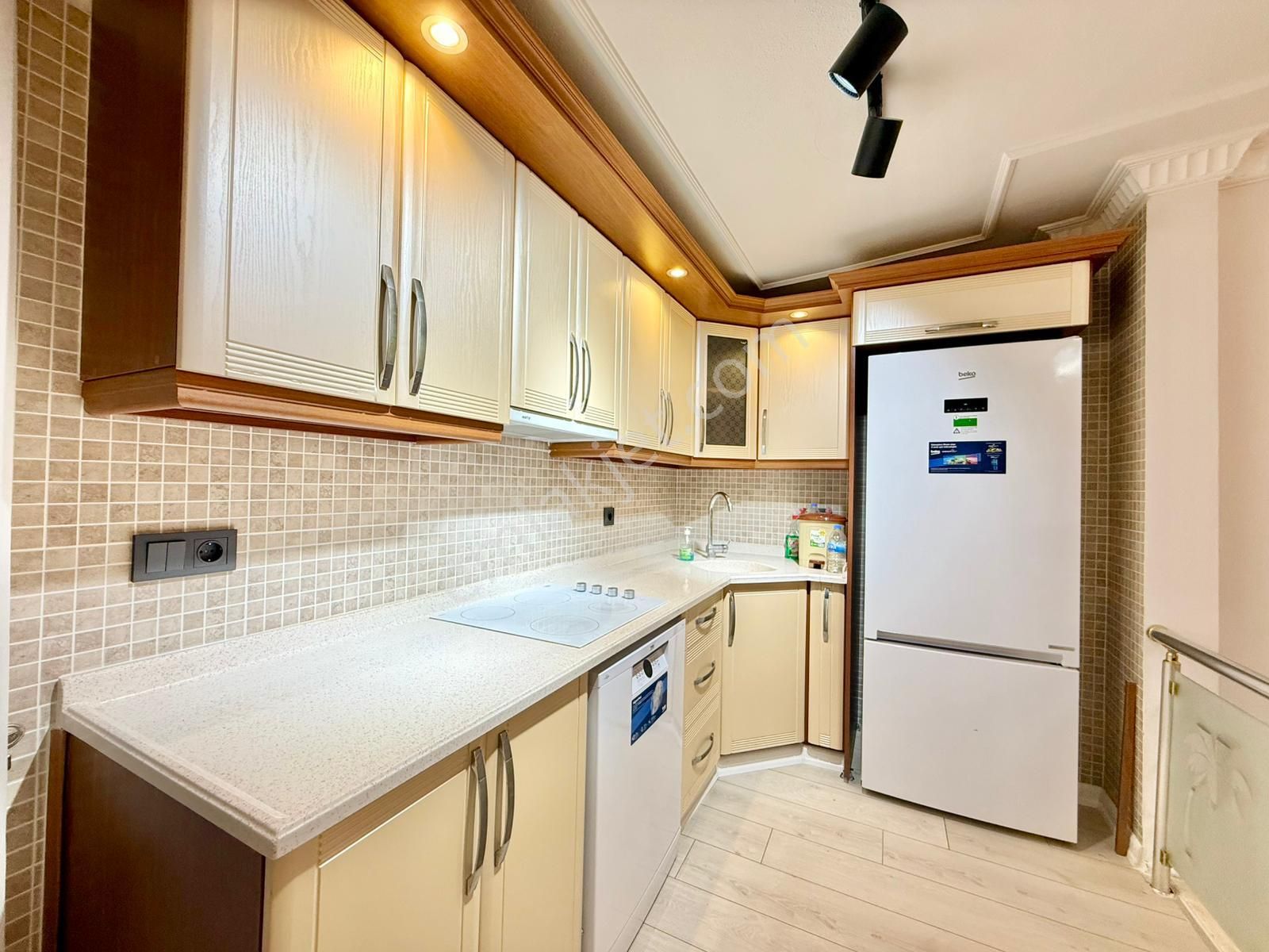 Didim Efelerde Satılık Havuzlu Sitede 3+1 Full Eşyalı Geniş Kat Dublexi - Görsel 26