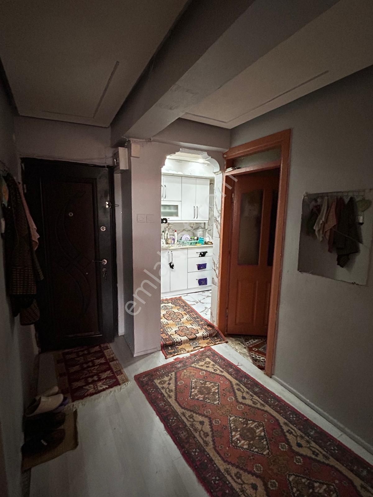 Konak Zeytinlik Mahallesinde 2+1 Kiralık Daire - Görsel 6