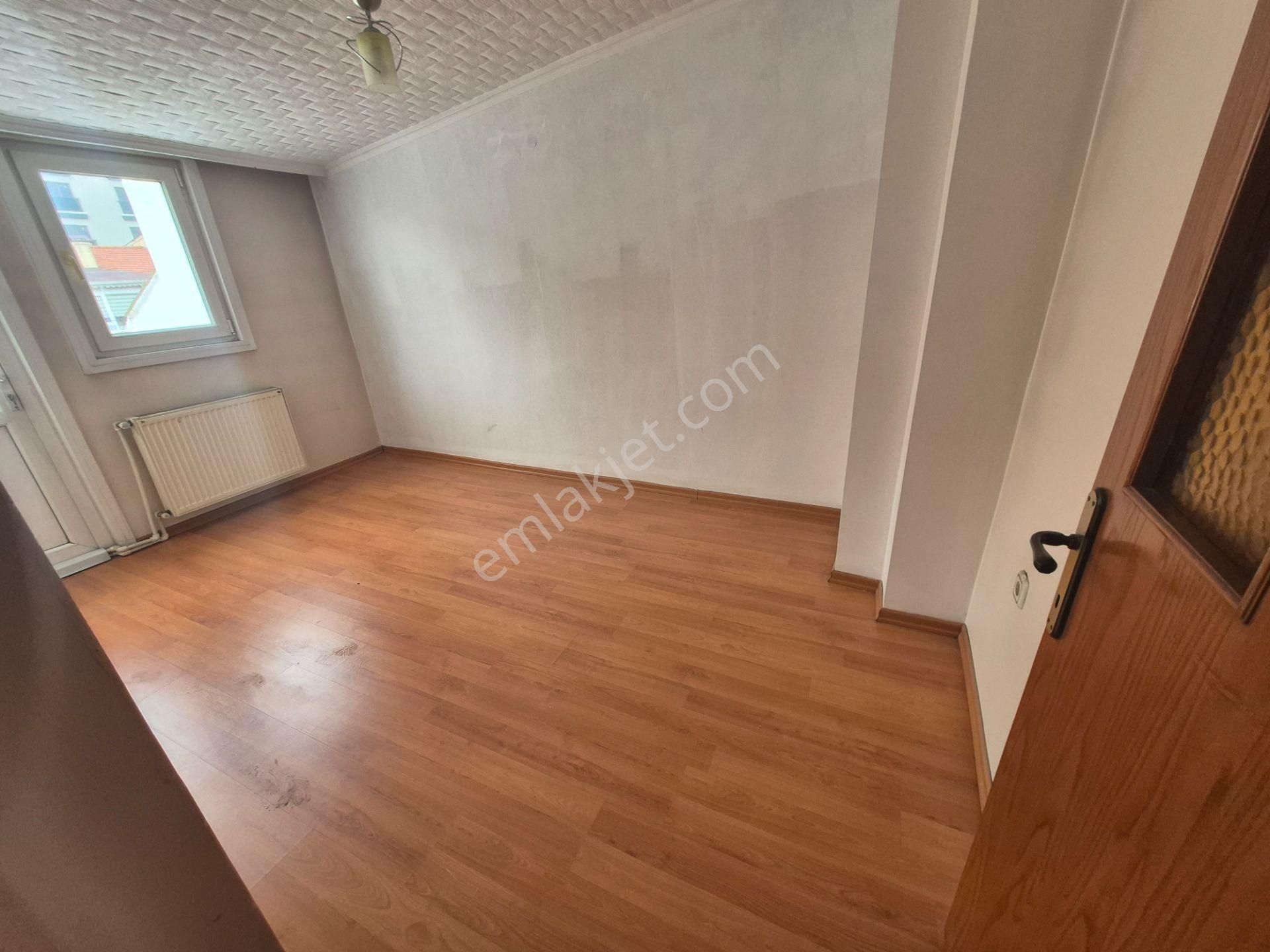 Yenimahalle'de 6+1, 250m² Çatı Dubleksi, Jakuzili, Teraslı - Görsel 27